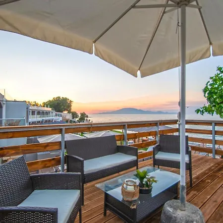 Willa Sea View Homes - Omega Estate