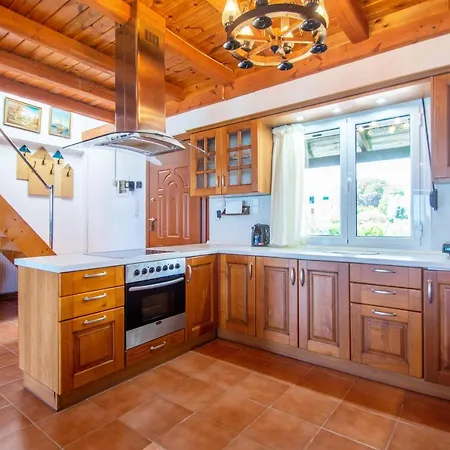 Willa Sea View Homes - Omega Estate *