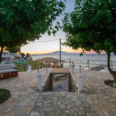 Wave&sea Split-level Villa Kypseli