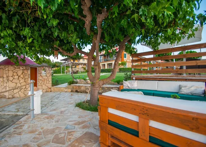 Sea View Homes - Omega Estate Villa